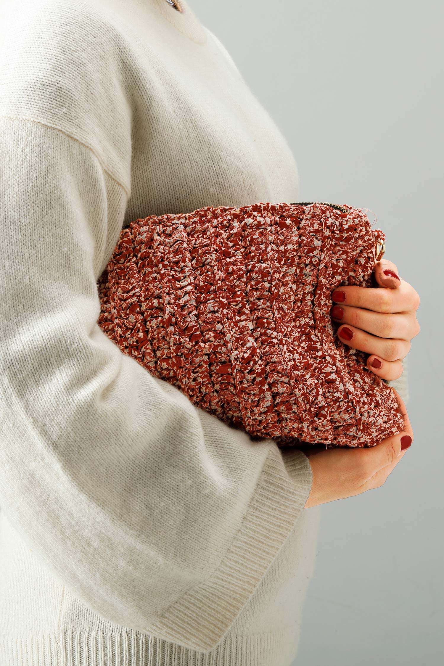 The crochet clutch