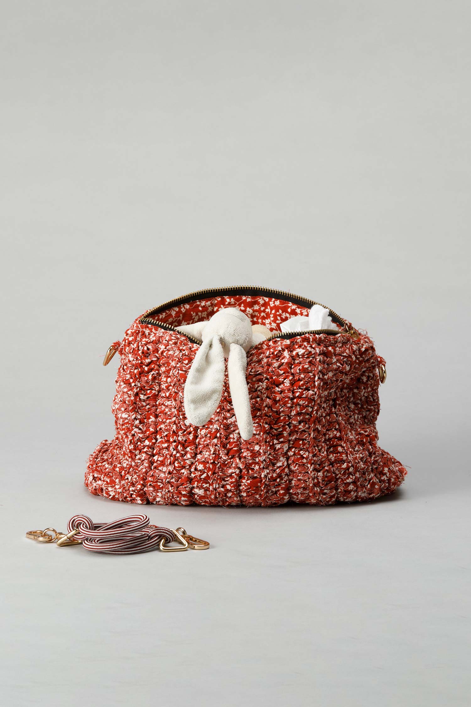 The crochet clutch